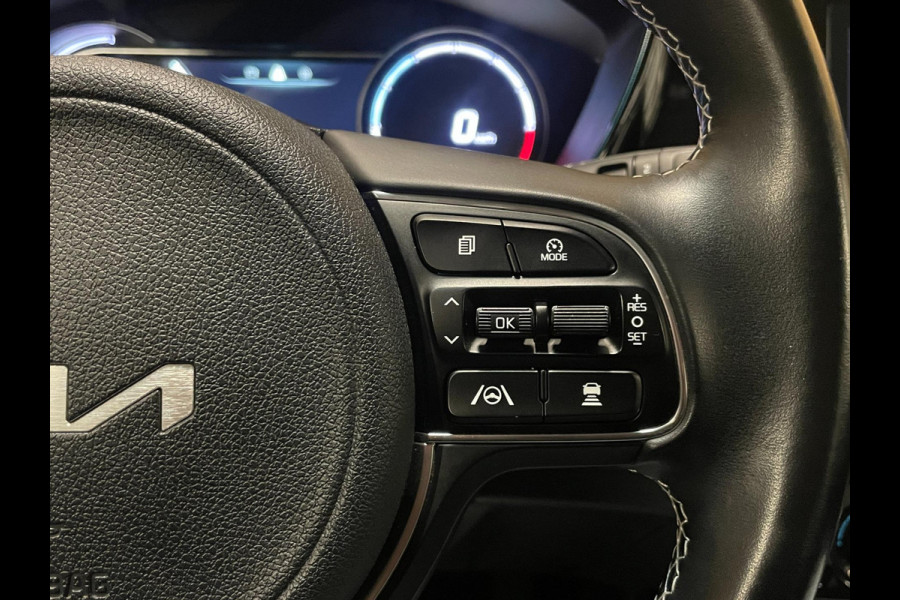 Kia e-Niro 64 kWh|100% SOH|NIEUWE LOGO|FACELIFT|3-FASE|TREKHAAK|1/2 LEDER|ACC|APPLE CARPLAY/ANDROID AUT|CAMERA|1e EIG|NL-AUTO|NAP|