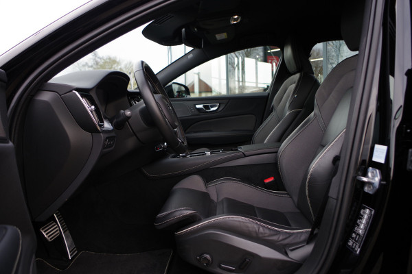 Volvo V60 2.0 T8 Recharge 390 PK AWD R-Design PHEV, Trekhaak, 360 Camera, Memory, H/K Sound, Adap. Cruise Control