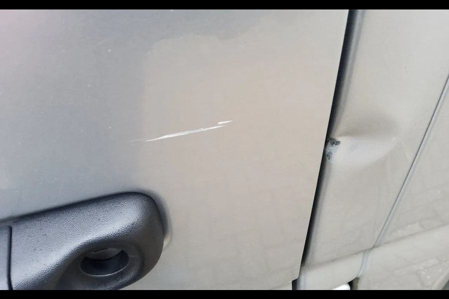 Renault Master 165 PK OPRIJWAGEN MET HULPLUCHTVERING VFJ-63-R + AANHANGER 38-WV-VV