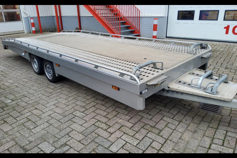 Renault Master 165 PK OPRIJWAGEN MET HULPLUCHTVERING VFJ-63-R + AANHANGER 38-WV-VV