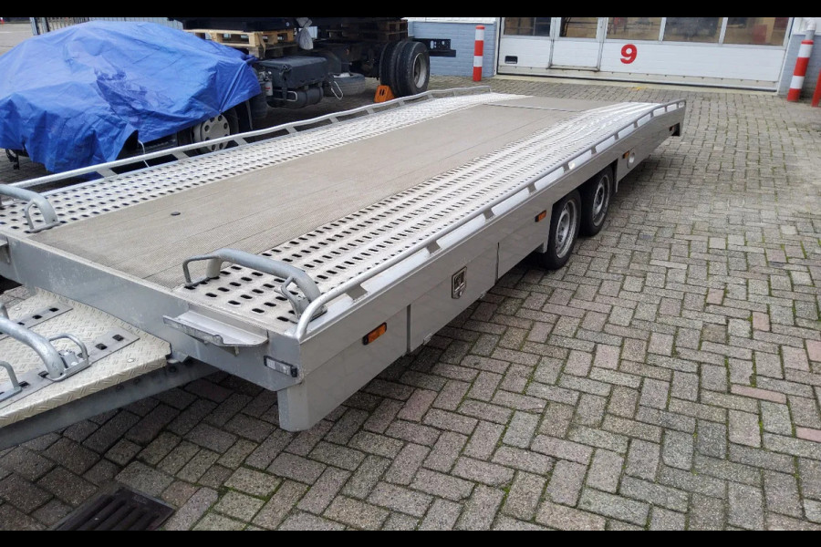 Renault Master 165 PK OPRIJWAGEN MET HULPLUCHTVERING VFJ-63-R + AANHANGER 38-WV-VV
