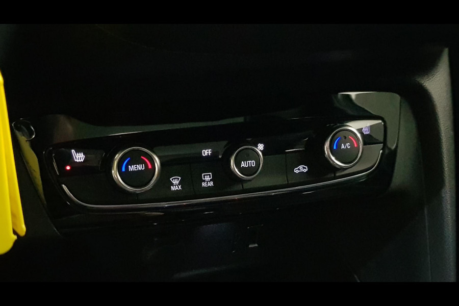 Opel Corsa 1.2 Sport | Navigatie | Panorama dak | Camera | Side / Lane Assist | LED Pack | Stoel / Stuur verwarming | 17 inch Lichtmetaal |