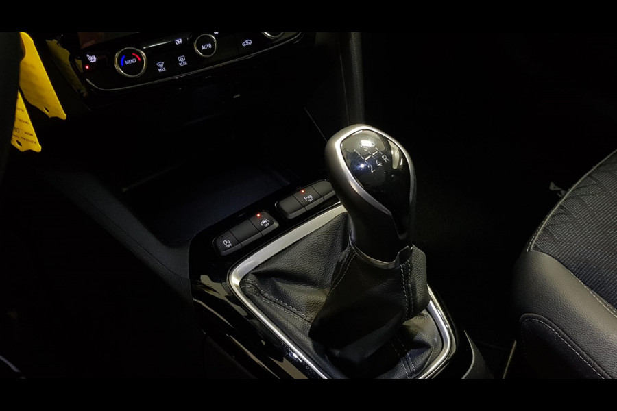 Opel Corsa 1.2 Sport | Navigatie | Panorama dak | Camera | Side / Lane Assist | LED Pack | Stoel / Stuur verwarming | 17 inch Lichtmetaal |