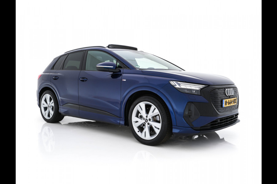 Audi Q4 e-tron 40 S-Line Competition Launch edition 77 kWh [ 3-Fase ] {SOH-87%} (INCL-BTW) *HEAT-PUMP | PANO | LEATHER-FABRIC | MATRIX-LED | ADAPTIVE-CRUISE | HEATED-SPORTSEATS | AMBIENT-LIGHT | DIGI-COCKPIT | CAMERA | KEYLESS | NAVI-FULLMAP | ...