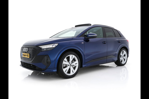 Audi Q4 e-tron 40 S-Line Competition Launch edition 77 kWh [ 3-Fase ] {SOH-87%} (INCL-BTW) *HEAT-PUMP | PANO | LEATHER-FABRIC | MATRIX-LED | ADAPTIVE-CRUISE | HEATED-SPORTSEATS | AMBIENT-LIGHT | DIGI-COCKPIT | CAMERA | KEYLESS | NAVI-FULLMAP | ...