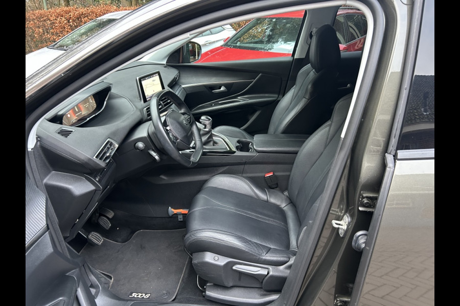 Peugeot 3008 1.2 130pk Leder, Navi, Carplay, Camera, Stoelverw.