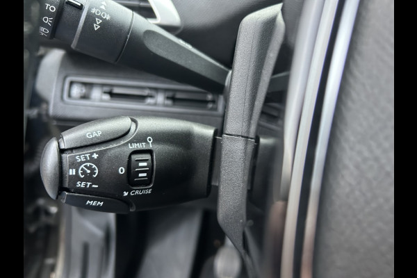 Peugeot 3008 1.2 130pk Leder, Navi, Carplay, Camera, Stoelverw.