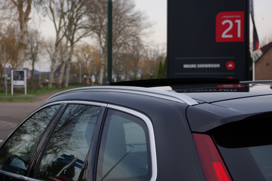 Volvo XC60 2.0 T6 Plug-in hybrid 350 PK AWD Ultimate Bright, Leder, Panoramadak, H/K Sound