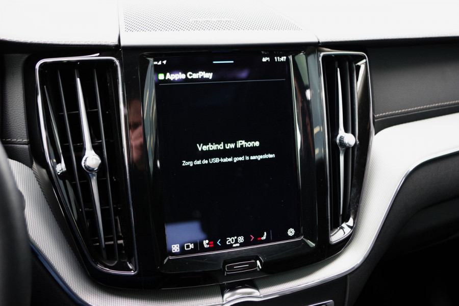 Volvo XC60 2.0 T6 Plug-in hybrid 350 PK AWD Ultimate Bright, Leder, Panoramadak, H/K Sound