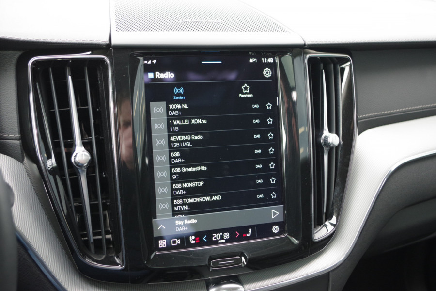 Volvo XC60 2.0 T6 Plug-in hybrid 350 PK AWD Ultimate Bright, Leder, Panoramadak, H/K Sound