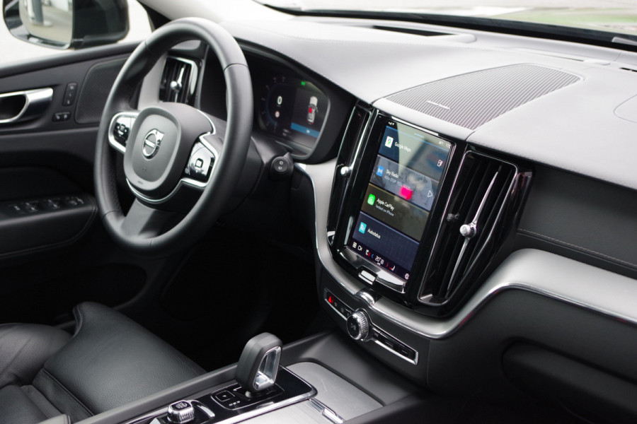 Volvo XC60 2.0 T6 Plug-in hybrid 350 PK AWD Ultimate Bright, Leder, Panoramadak, H/K Sound