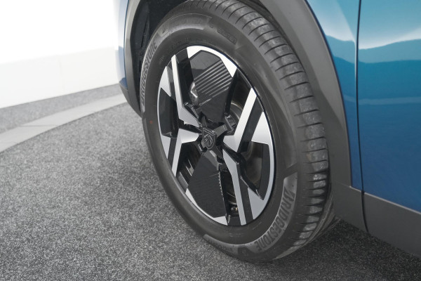 Peugeot 2008 Hybrid 145 e-DCS6 GT | Camera | Apple Carplay | Parkeersensoren