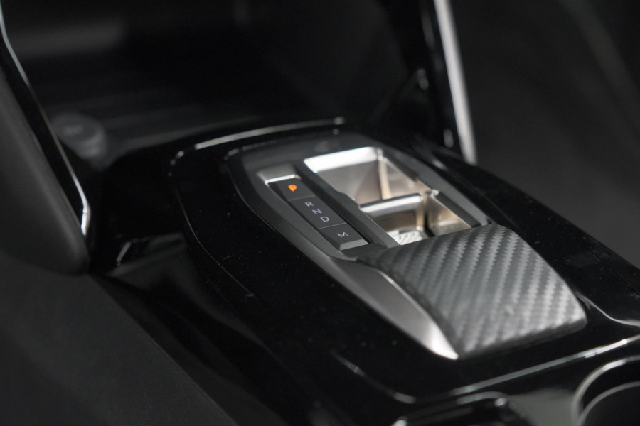 Peugeot 2008 Hybrid 145 e-DCS6 GT | Camera | Apple Carplay | Parkeersensoren