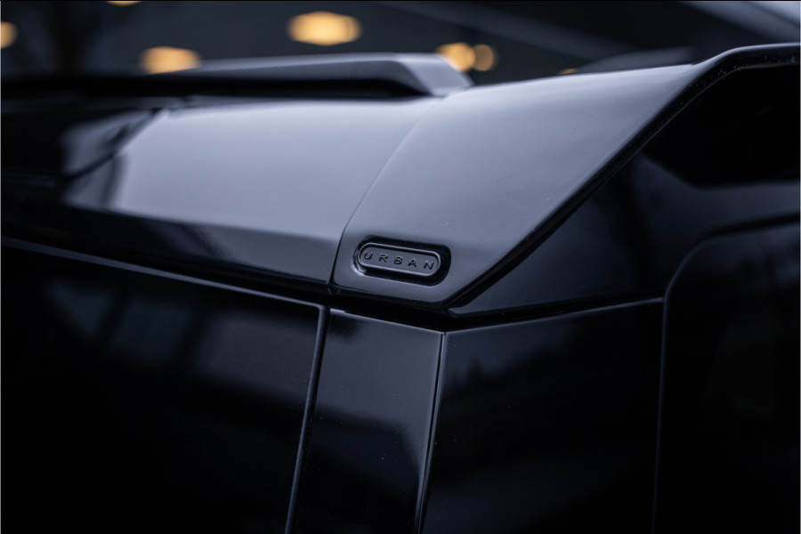 Land Rover Defender 110 2.0 P300e 110 X-Dynamic HSE ** URBAN ** 22inch ** Towing ** Cold Climate ** Dakspoiler ** Side Vents