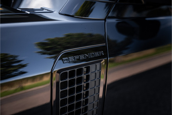 Land Rover Defender 110 2.0 P300e 110 X-Dynamic HSE ** URBAN ** 22inch ** Towing ** Cold Climate ** Dakspoiler ** Side Vents