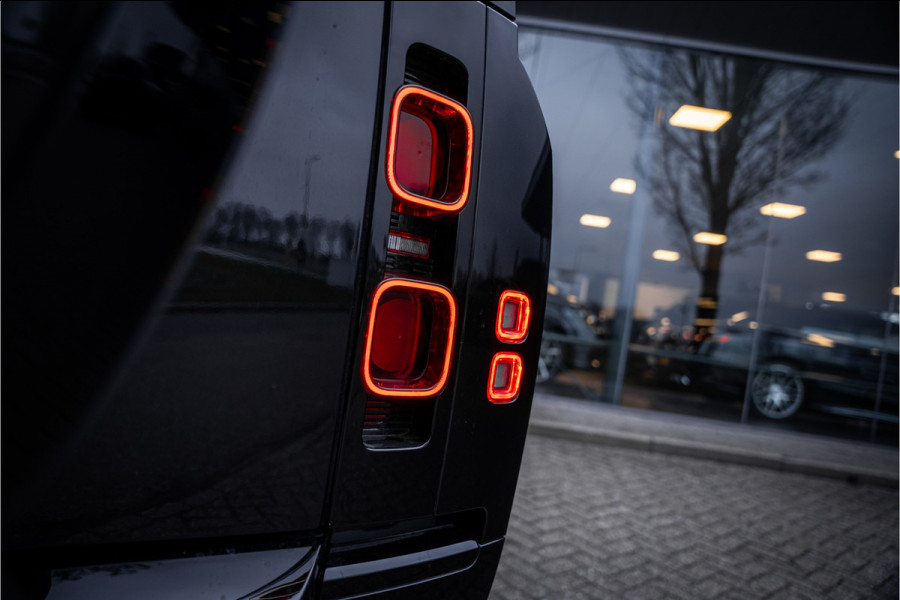 Land Rover Defender 110 2.0 P300e 110 X-Dynamic HSE ** URBAN ** 22inch ** Towing ** Cold Climate ** Dakspoiler ** Side Vents