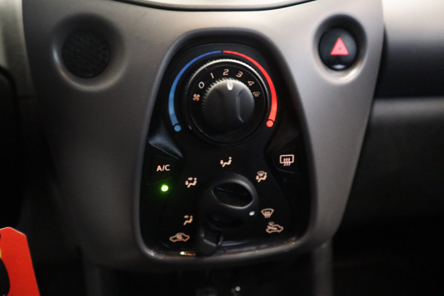 Peugeot 108 1.0 e-VTi Active 5-Drs. Airco