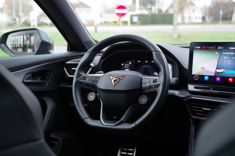 CUPRA Formentor 1.4 e-Hybrid 245 PK VZ Copper Edition PHEV, Winterpakket, Camera, Carplay, Stuur-Startknop