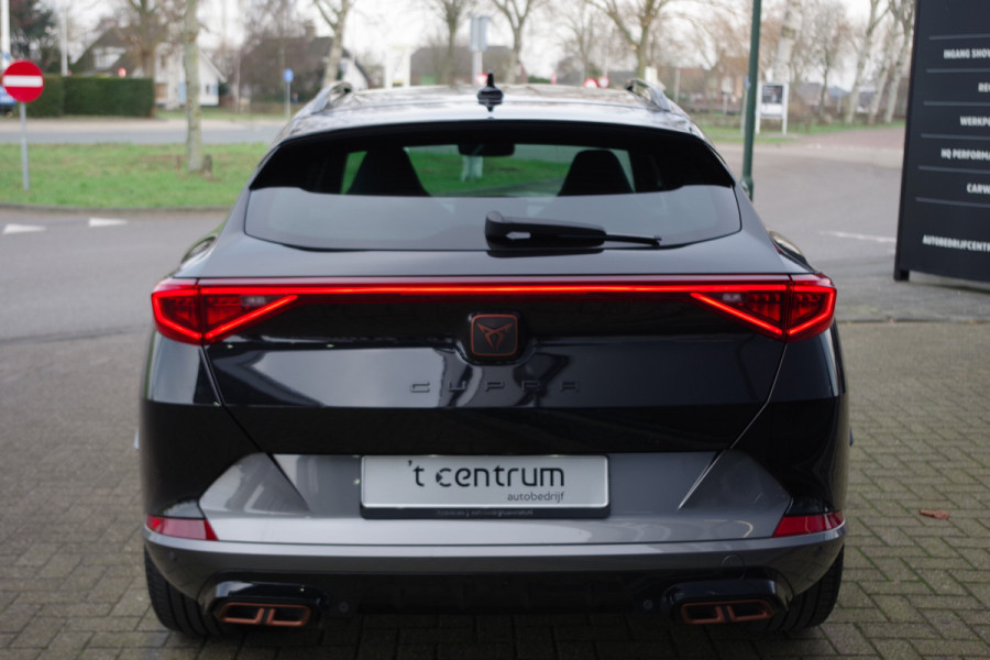 CUPRA Formentor 1.4 e-Hybrid 245 PK VZ Copper Edition PHEV, Winterpakket, Camera, Carplay, Stuur-Startknop