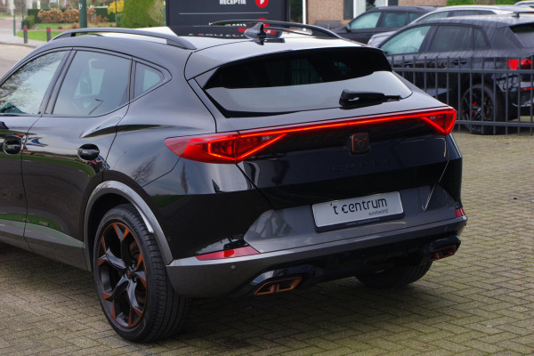 CUPRA Formentor 1.4 e-Hybrid 245 PK VZ Copper Edition PHEV, Winterpakket, Camera, Carplay, Stuur-Startknop