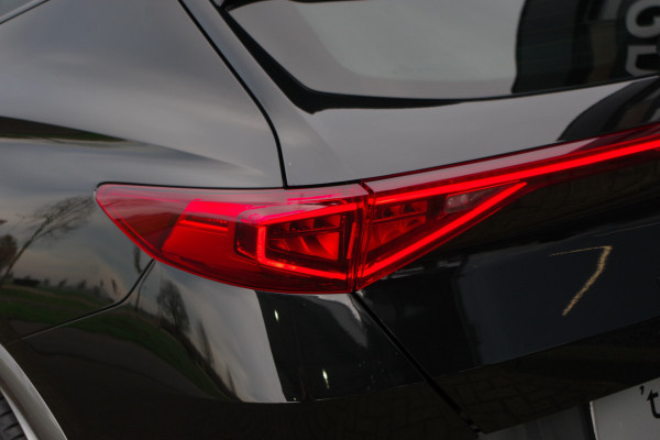 CUPRA Formentor 1.4 e-Hybrid 245 PK VZ Copper Edition PHEV, Winterpakket, Camera, Carplay, Stuur-Startknop