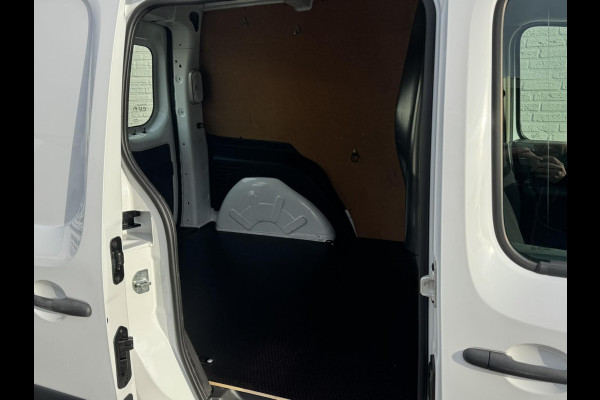 Renault Kangoo Z.E. Dealeronderhouden Airco Cruise control Radio/CD Parkeersensoren achter Dubbeldeurs