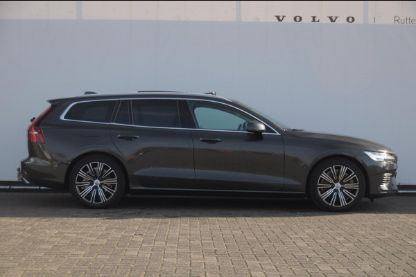 Volvo V60 T6 340PK Automaat Recharge AWD Inscription Trekhaak / Adaptieve cruise control /BLIS / Parkeersensoren met camera / Stoel - en stuurwielverwarming / Elektrische stoelen met geheugen / Getint glas / Apple carplay / Keyless entry / Elektrische achterklep