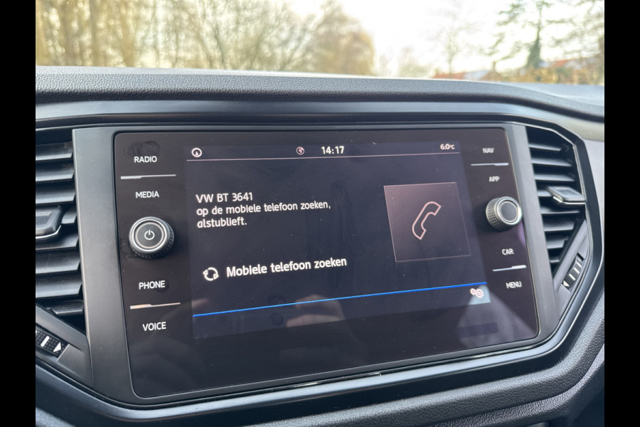 Volkswagen T-Roc TSI 150PK DSG STYLE CARPLAY/ACC/PDC
