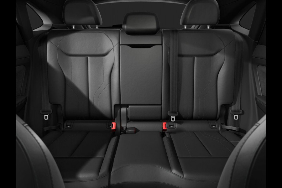 Audi Q3 Sportback S edition e-hybrid 272 pk | Techniekpakket plus | Lederen sportstoelen | Optiekpakket zwart | Privacy glas |