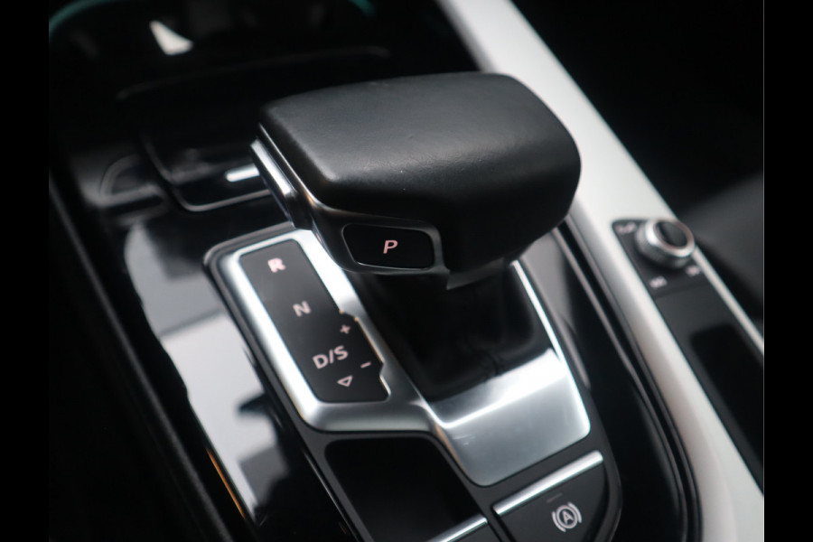 Audi A4 Avant 35 TFSI Launch edition Business / Panoramadak / Massagestoel