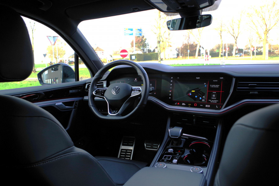 Volkswagen Touareg 3.0 TSi eHybrid 463 PK 4MOTION R PHEV, Trekhaak, Panoramadak, IQ-LED