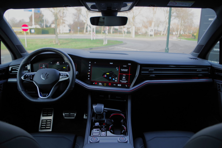 Volkswagen Touareg 3.0 TSi eHybrid 463 PK 4MOTION R PHEV, Trekhaak, Panoramadak, IQ-LED
