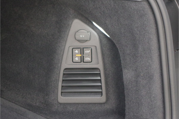 Volkswagen Touareg 3.0 TSi eHybrid 463 PK 4MOTION R PHEV, Trekhaak, Panoramadak, IQ-LED