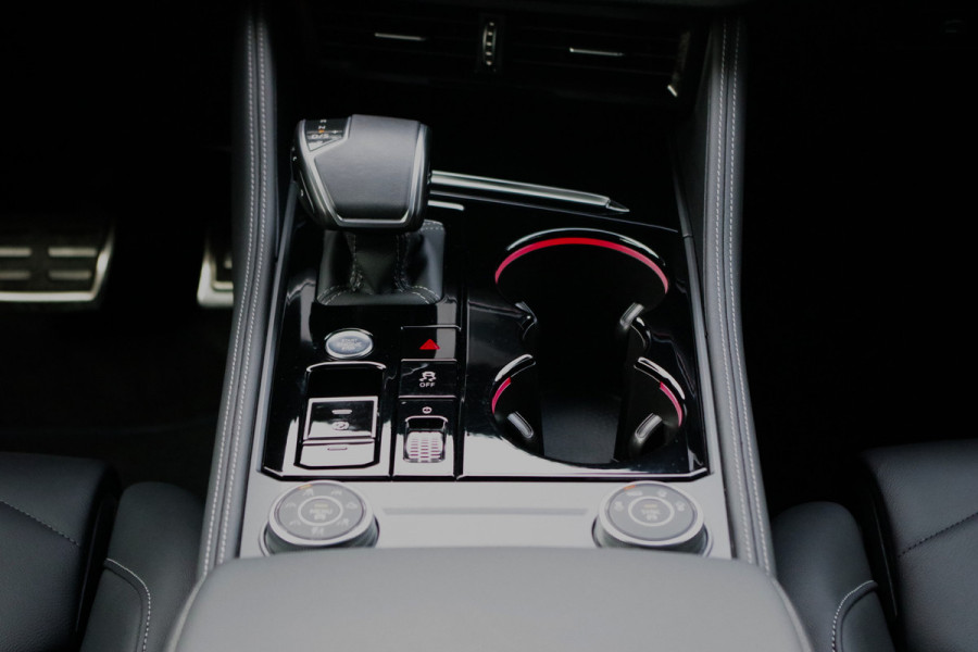 Volkswagen Touareg 3.0 TSi eHybrid 463 PK 4MOTION R PHEV, Trekhaak, Panoramadak, IQ-LED