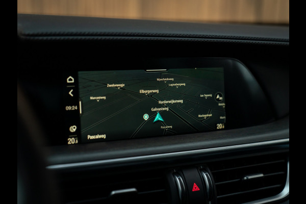 Alfa Romeo Stelvio 2.0T 280pk AWD Ti Lusso MY21 | Verde Visconti | Lederen dash. | CarPlay | Adapt. cruise