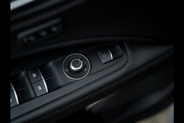 Alfa Romeo Stelvio 2.0T 280pk AWD Ti Lusso MY21 | Verde Visconti | Lederen dash. | CarPlay | Adapt. cruise