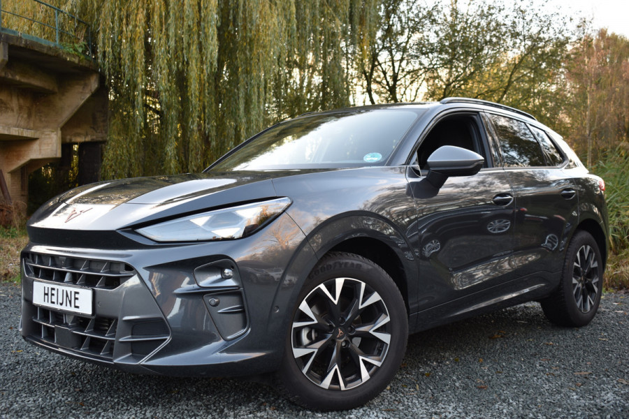 CUPRA Terramar 1.5 eTSI 150PK DSG BUSINESS SFEERVERL HEAD-UP/NAVI/CAMERA/LEDER MATRIX FABRIEKS GARANTIE