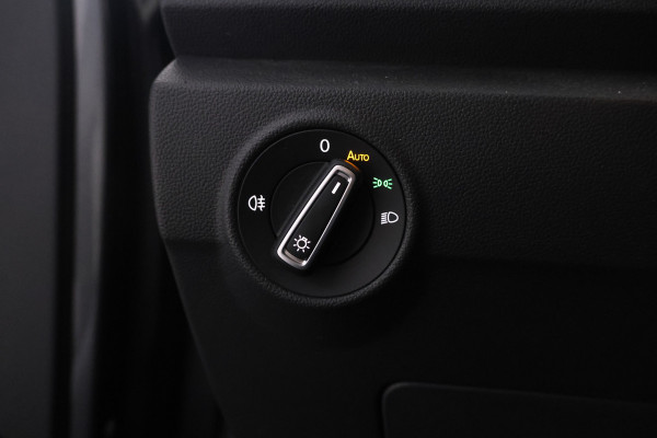 Volkswagen T-Roc 1.5 TSI Sport 150PK, Automaat, Apple carplay, Climate,