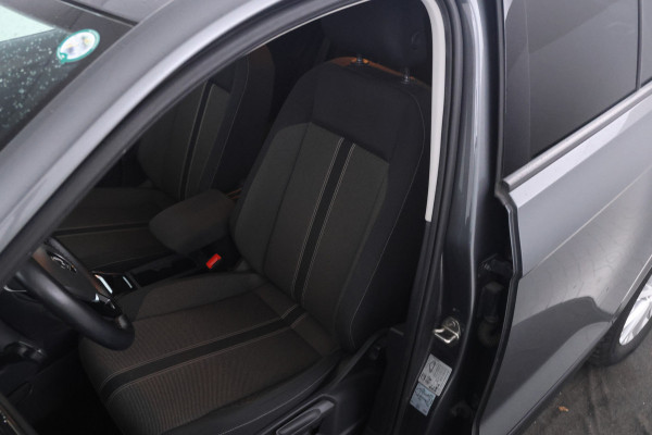 Volkswagen T-Roc 1.5 TSI Sport 150PK, Automaat, Apple carplay, Climate,