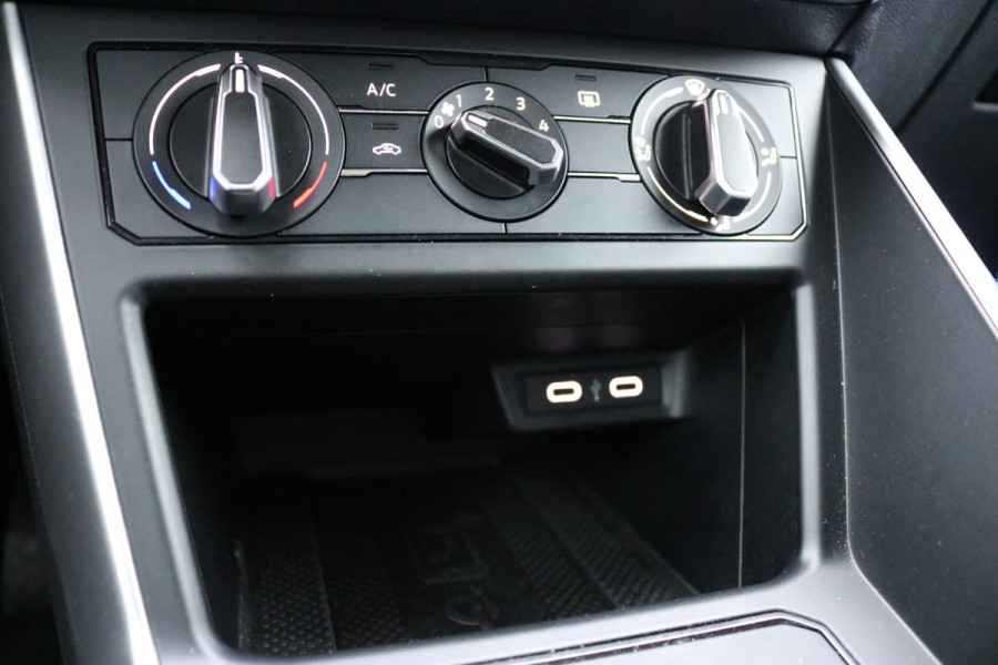 Volkswagen Polo 1.0 TSI Life Virtuel cockpit Navi Alu velgen Led Bj:2022