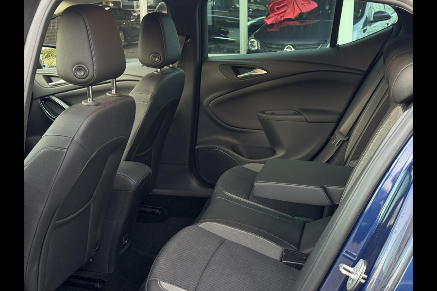 Opel Astra 1.2 Edition| Navi, Camera, Stoel+Stuurverw., Carplay/Android, Cruise, Climate, DAB | Dealeronderhouden | NAP | 1e Eig |