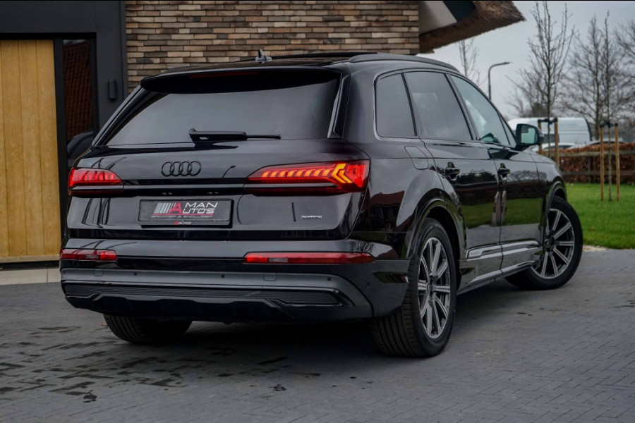 Audi Q7 55 TFSI e Quattro S-Line Pano/HUD/B&O/RS-Zetels/Trkhk/Black/Mass