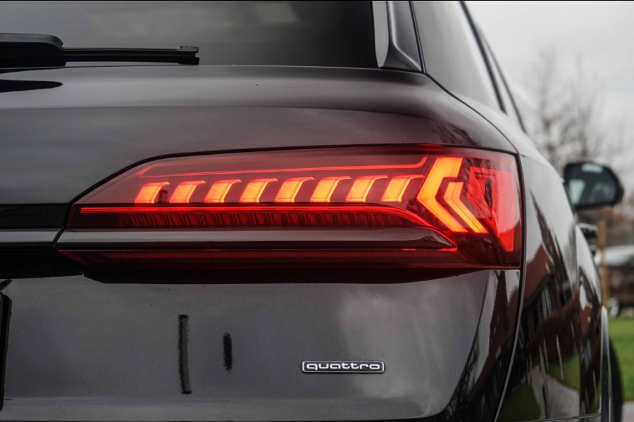 Audi Q7 55 TFSI e Quattro S-Line Pano/HUD/B&O/RS-Zetels/Trkhk/Black/Mass
