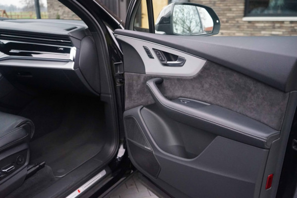 Audi Q7 55 TFSI e Quattro S-Line Pano/HUD/B&O/RS-Zetels/Trkhk/Black/Mass