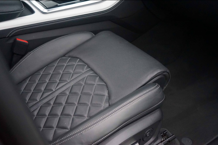 Audi Q7 55 TFSI e Quattro S-Line Pano/HUD/B&O/RS-Zetels/Trkhk/Black/Mass