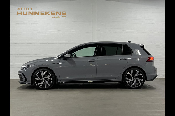 Volkswagen Golf 1.5 eTSI R-Line Business Adaptive Cruise | Stoel-/stuurverwarming | Achteruitrij ​camera | Carplay | ​Sfeerverlichting