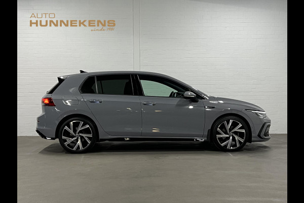 Volkswagen Golf 1.5 eTSI R-Line Business Adaptive Cruise | Stoel-/stuurverwarming | Achteruitrij ​camera | Carplay | ​Sfeerverlichting