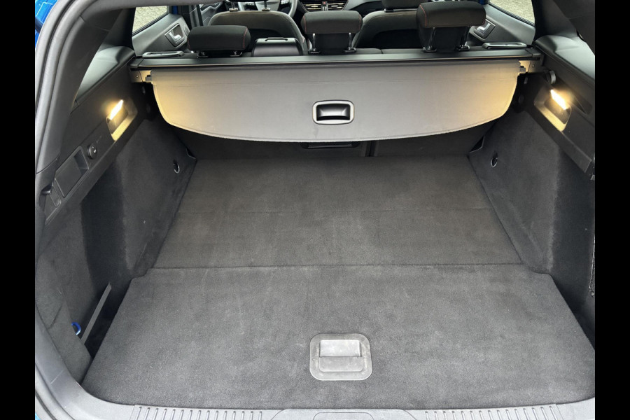 Ford FOCUS Wagon 1.0 EcoBoost Hybrid ST Line X 155pk | Trekhaak afneembaar | Panoramadak | Bang&Olufsen | Adaptive cruise control | Winter Pack | All season banden | Camera