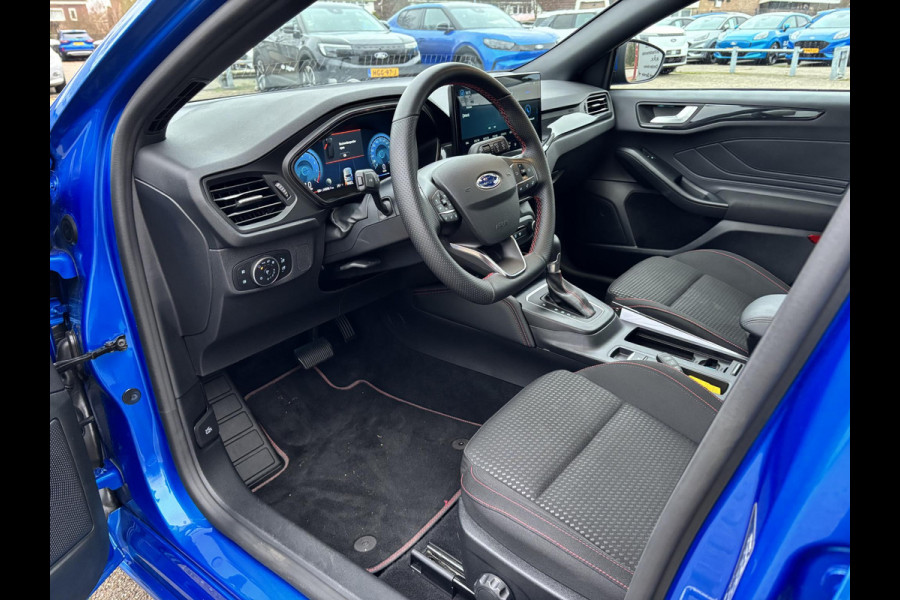 Ford FOCUS Wagon 1.0 EcoBoost Hybrid ST Line X 155pk | Trekhaak afneembaar | Panoramadak | Bang&Olufsen | Adaptive cruise control | Winter Pack | All season banden | Camera