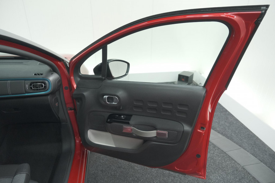 Citroën C3 PureTech 82 Shine | Camera | Navigatie | Apple Carplay | Parkeersensoren